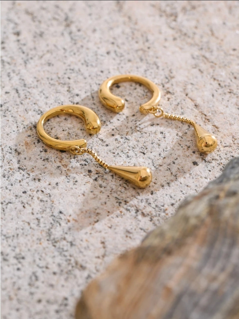 Dew Ear Cuff